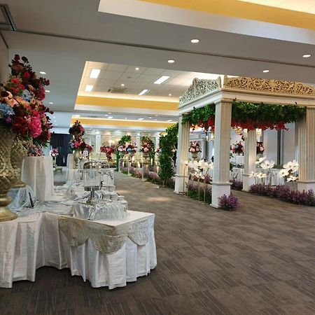 Tos Hotel & Convention Center Tangerang Powered By Archipelago Exteriör bild