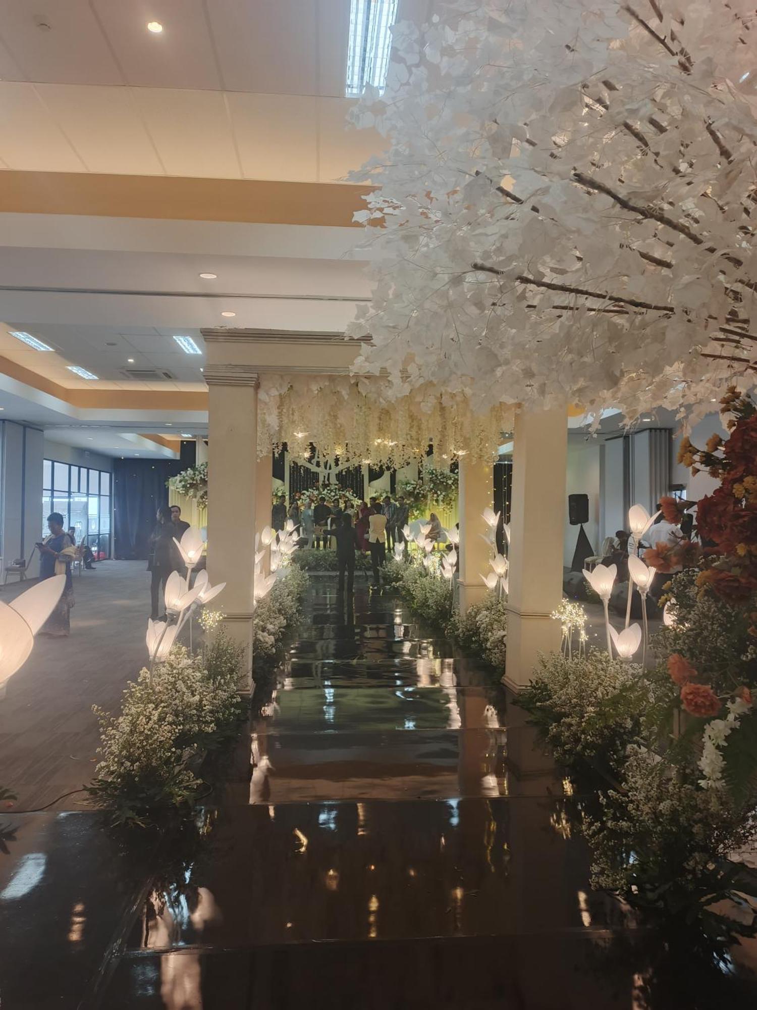 Tos Hotel & Convention Center Tangerang Powered By Archipelago Exteriör bild